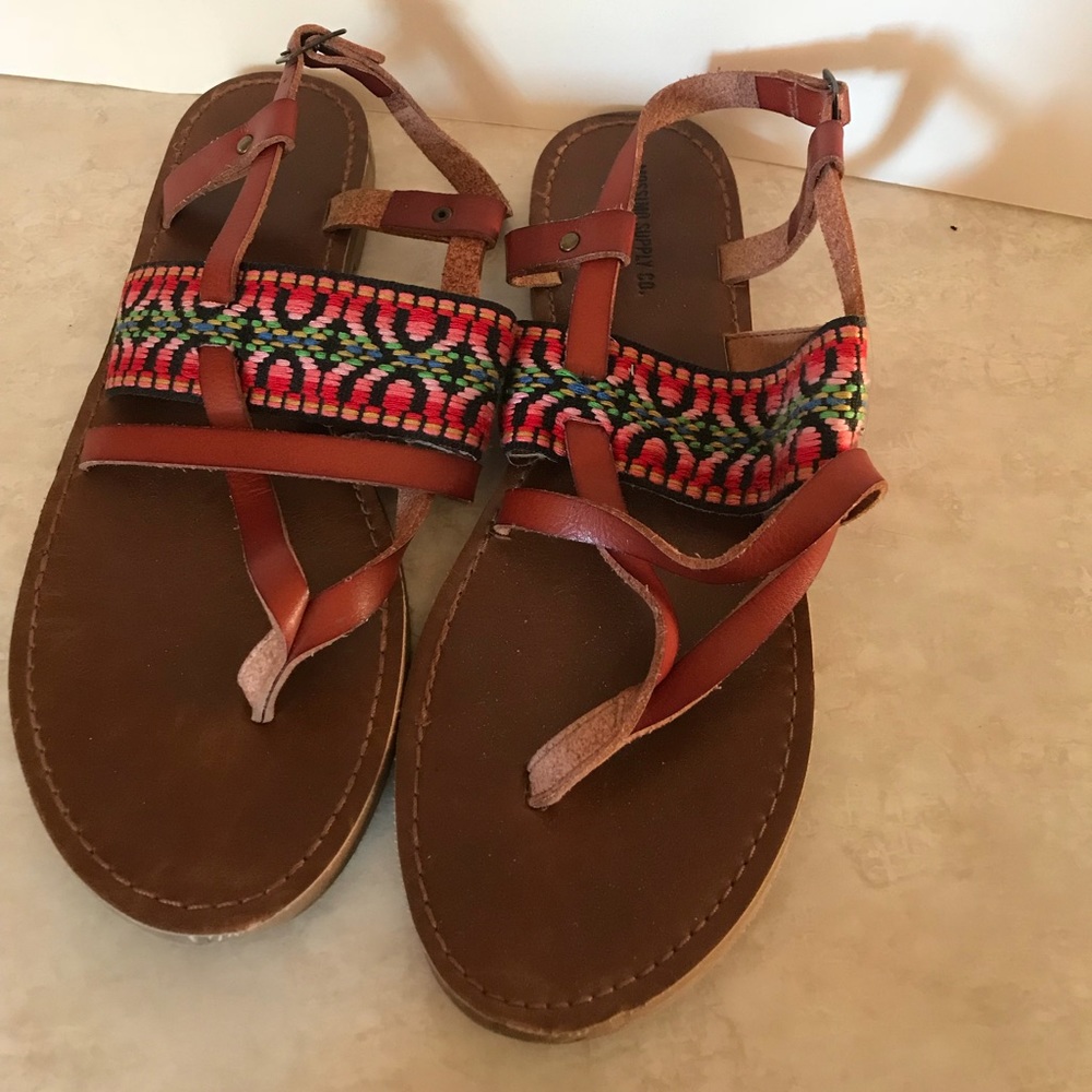 Double strap sandals